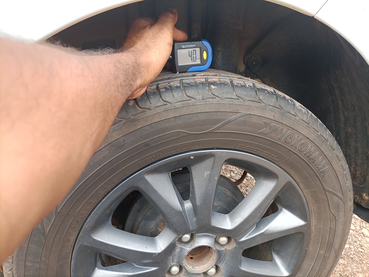 Used 2019 Hyundai Elite i20 Asta 1.2 AT Petrol Automatic tyres LEFT REAR TYRE TREAD VIEW