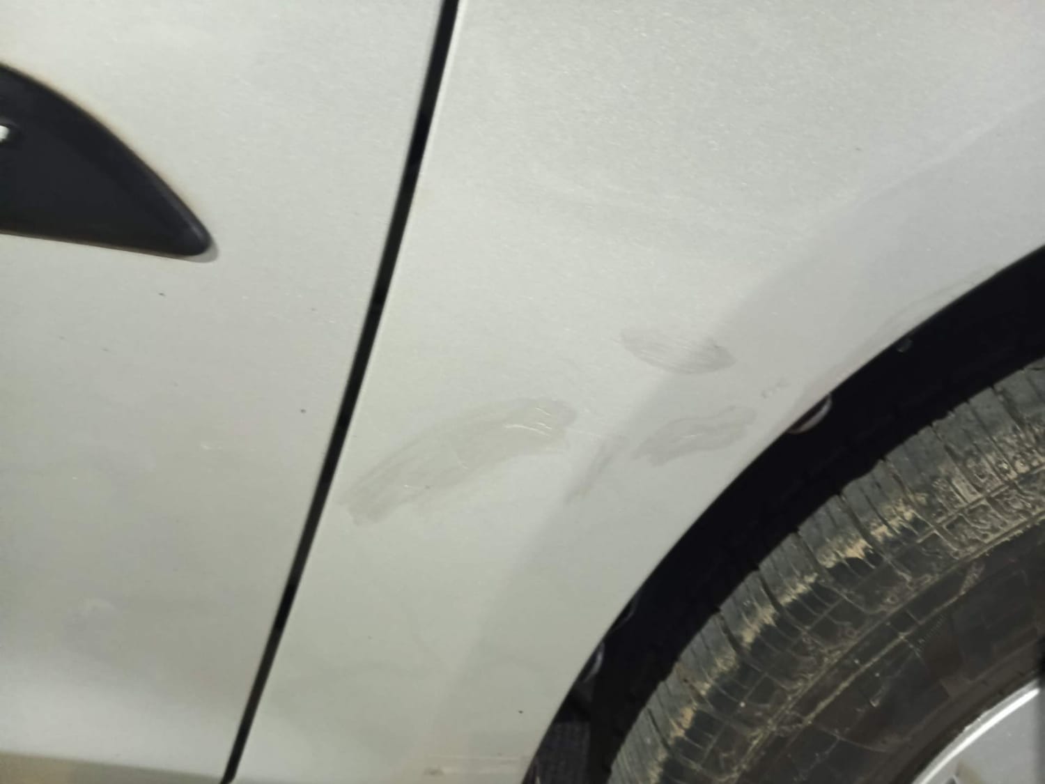 Used 2012 Maruti Suzuki Swift VXi Petrol Manual dents MINOR SCRATCH