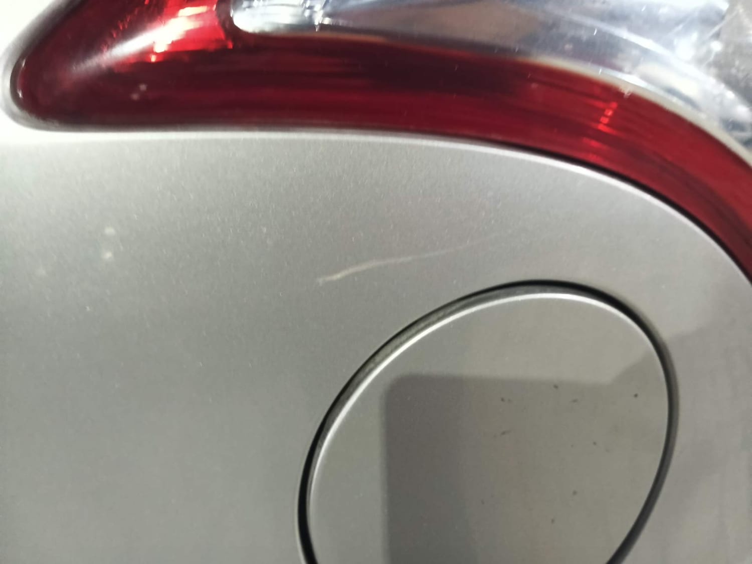 Used 2012 Maruti Suzuki Swift VXi Petrol Manual dents MINOR SCRATCH