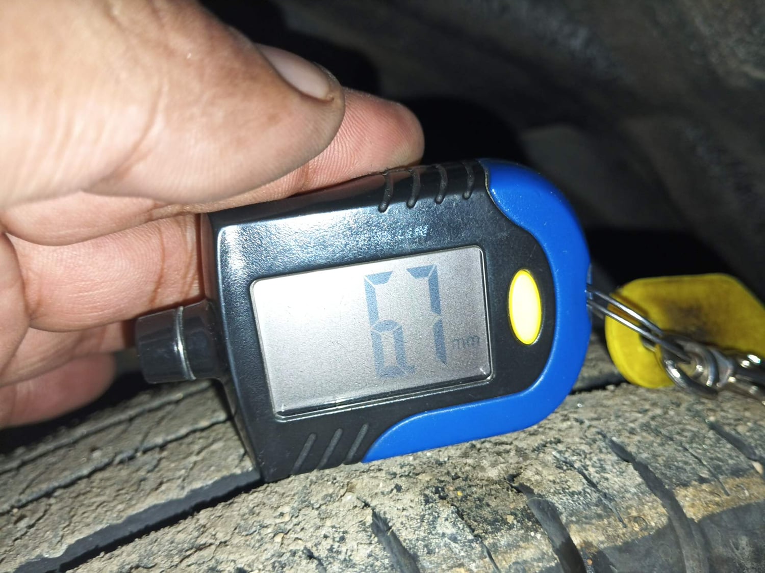 Used 2012 Maruti Suzuki Swift VXi Petrol Manual tyres LEFT REAR TYRE TREAD VIEW