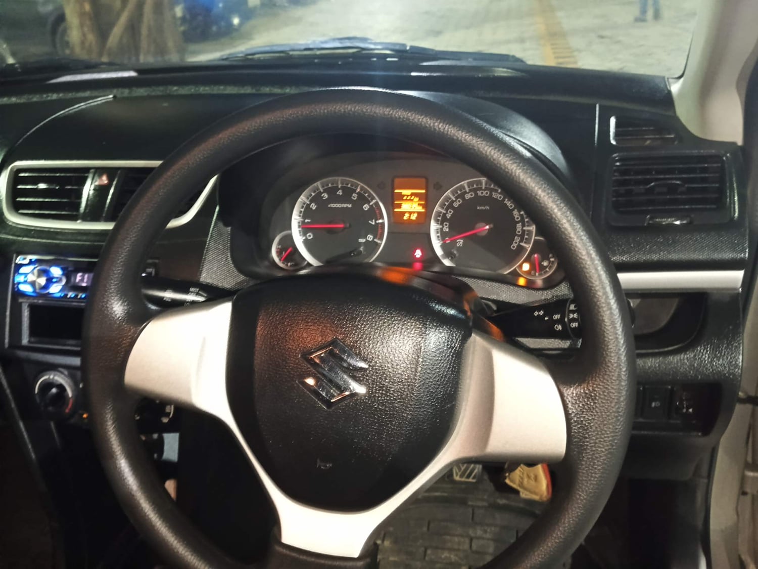 Used 2012 Maruti Suzuki Swift VXi Petrol Manual interior STEERING VIEW