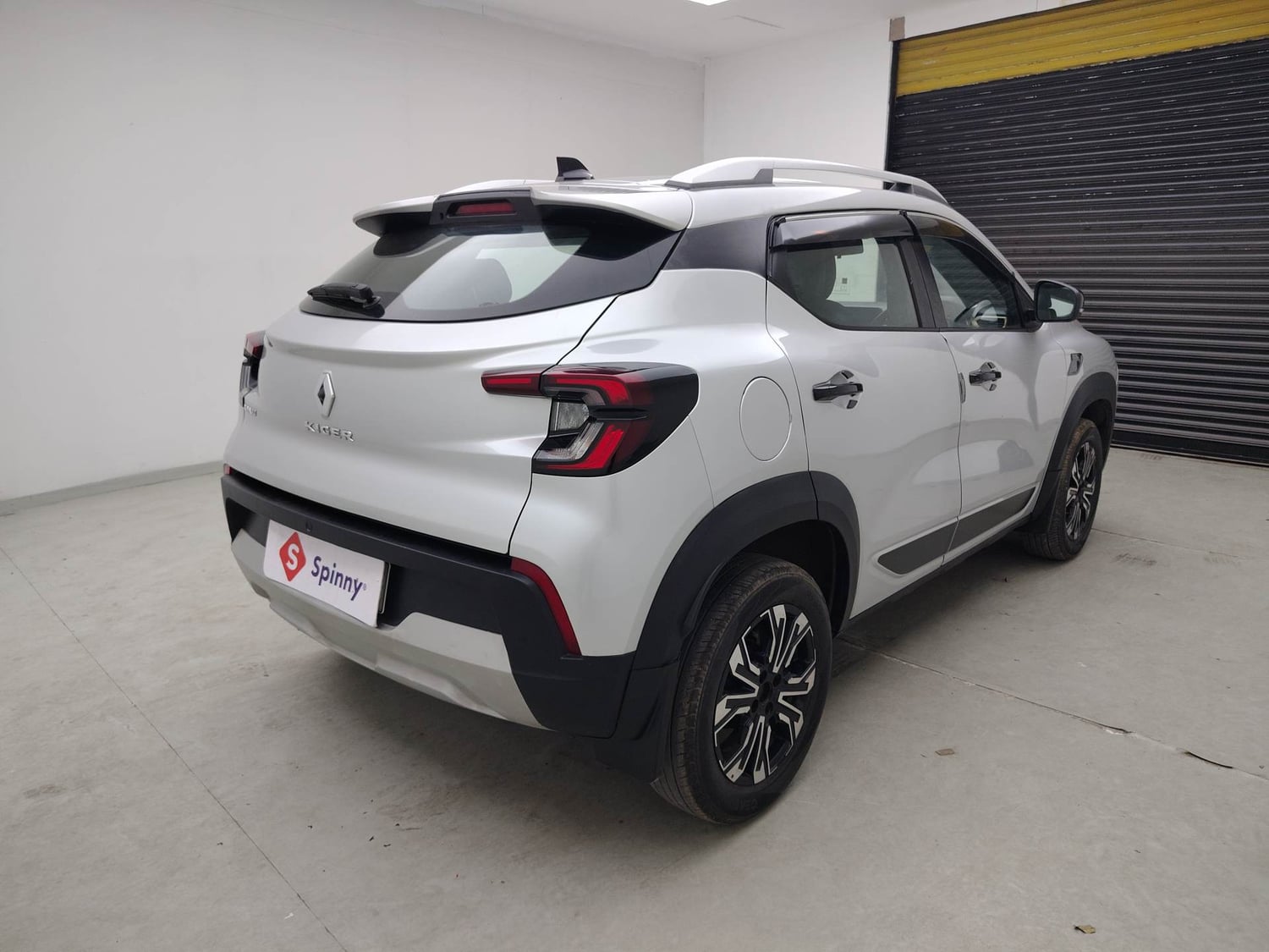 Used 2023 Renault Kiger RXT (O) MT Petrol Manual exterior RIGHT REAR CORNER VIEW