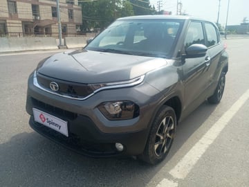 Used 2022 Tata Punch Accomplished Dazzle Pack MT Petrol Manual Image