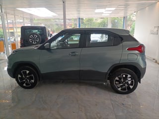 Used 2021 Tata Punch Accomplished Dazzle Pack MT Petrol Manual exterior LEFT SIDE VIEW