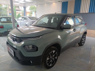 Used 2021 Tata Punch Accomplished Dazzle Pack MT Petrol Manual exterior LEFT FRONT CORNER VIEW