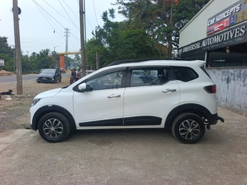 Used 2020 Renault Triber RXZ Petrol Manual Image