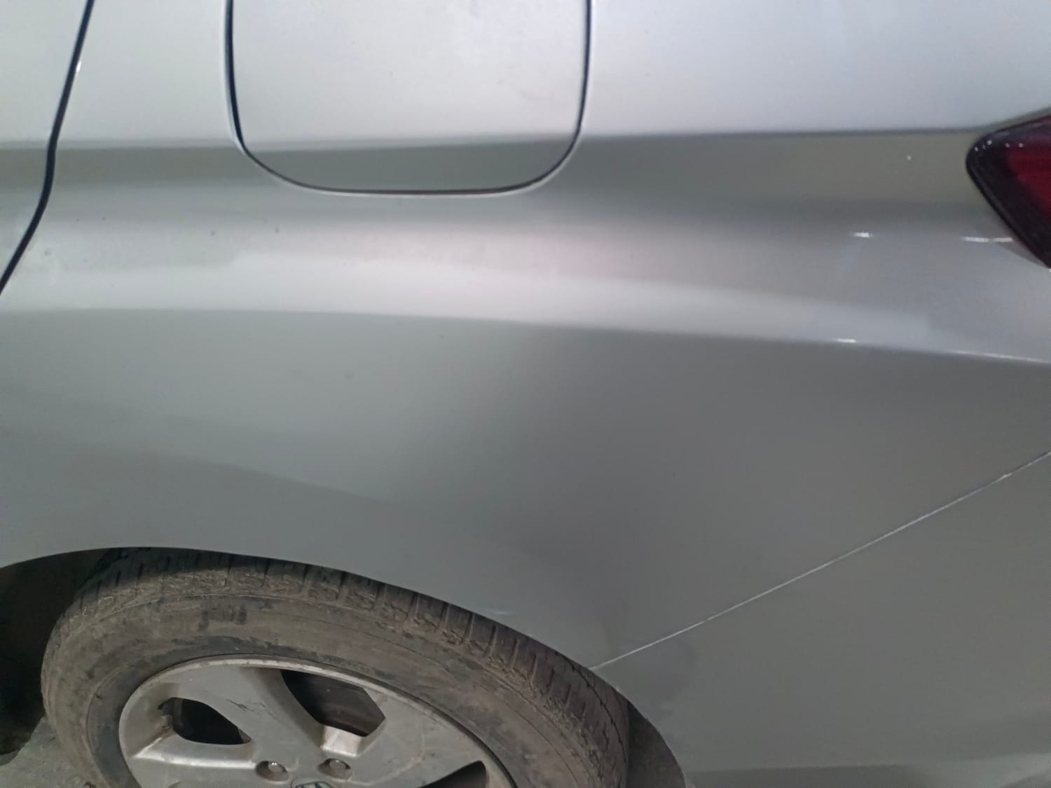 Used 2016 Honda City V Petrol Manual dents MINOR SCRATCH