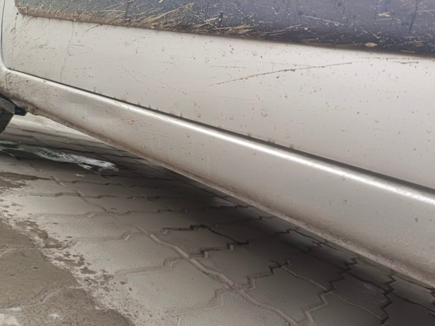 Used 2012 Maruti Suzuki Wagon R 1.0 VXi Petrol Manual dents MINOR DENT