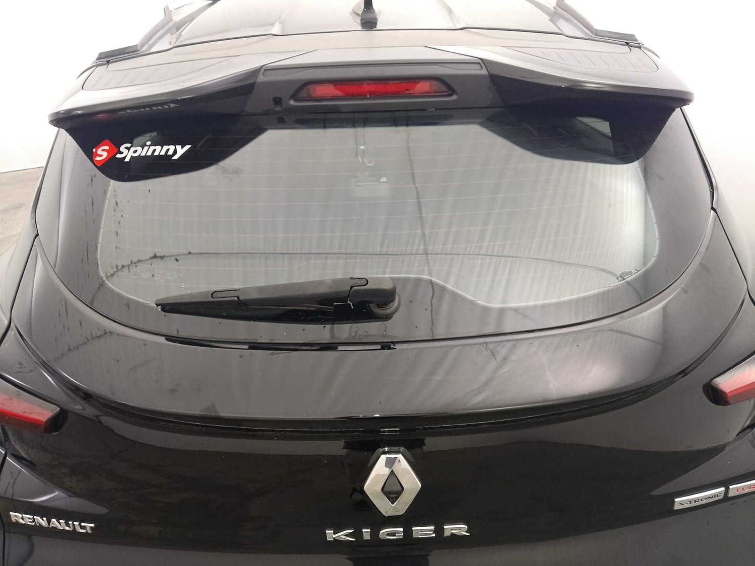 Used 2024 Renault Kiger RXZ Turbo CVT Petrol Automatic exterior BACK WINDSHIELD VIEW