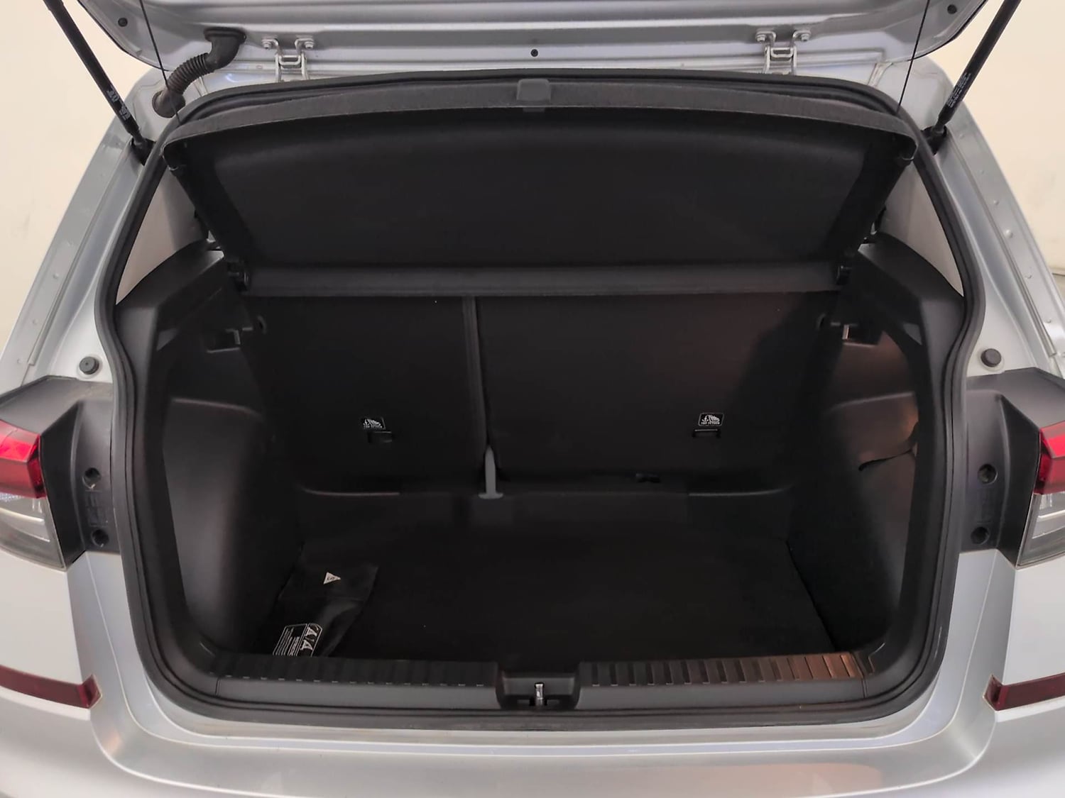 Used 2024 Skoda Kushaq Ambition 1.0L TSI MT Petrol Manual interior DICKY INSIDE VIEW