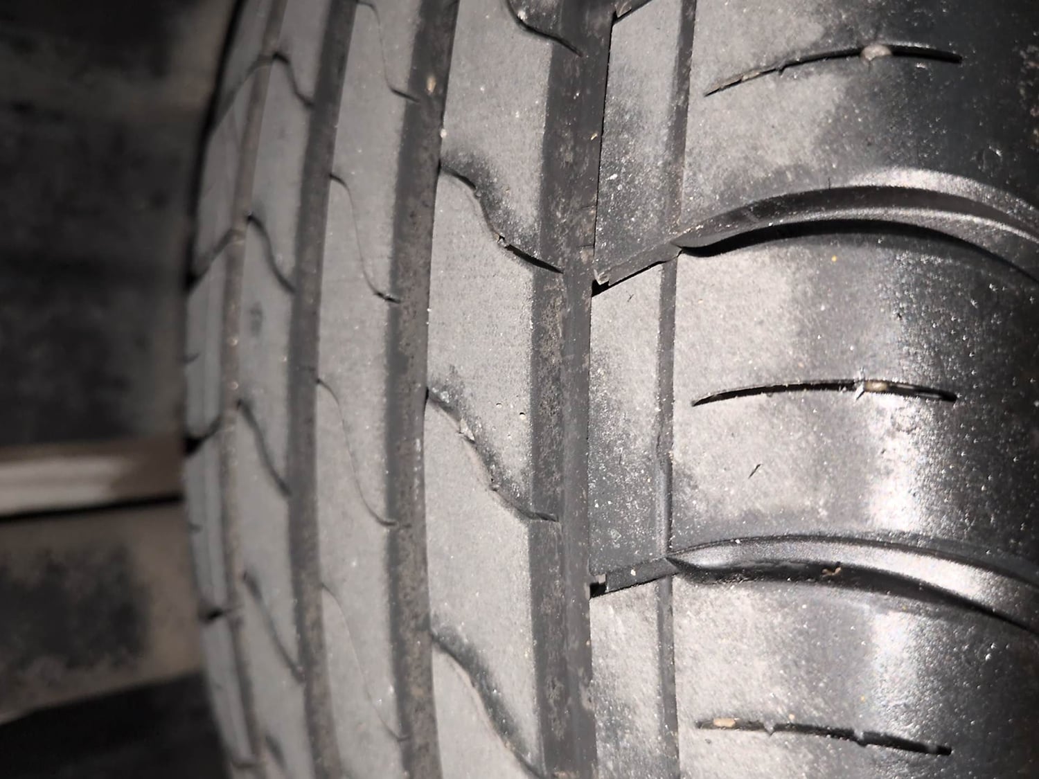 Used 2024 Skoda Kushaq Ambition 1.0L TSI MT Petrol Manual tyres RIGHT REAR TYRE TREAD VIEW