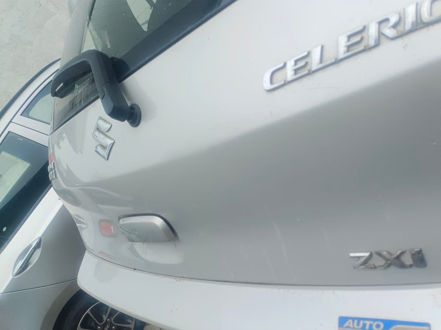 Used 2018 Maruti Suzuki Celerio ZXi AMT Petrol Automatic dents MINOR SCRATCH