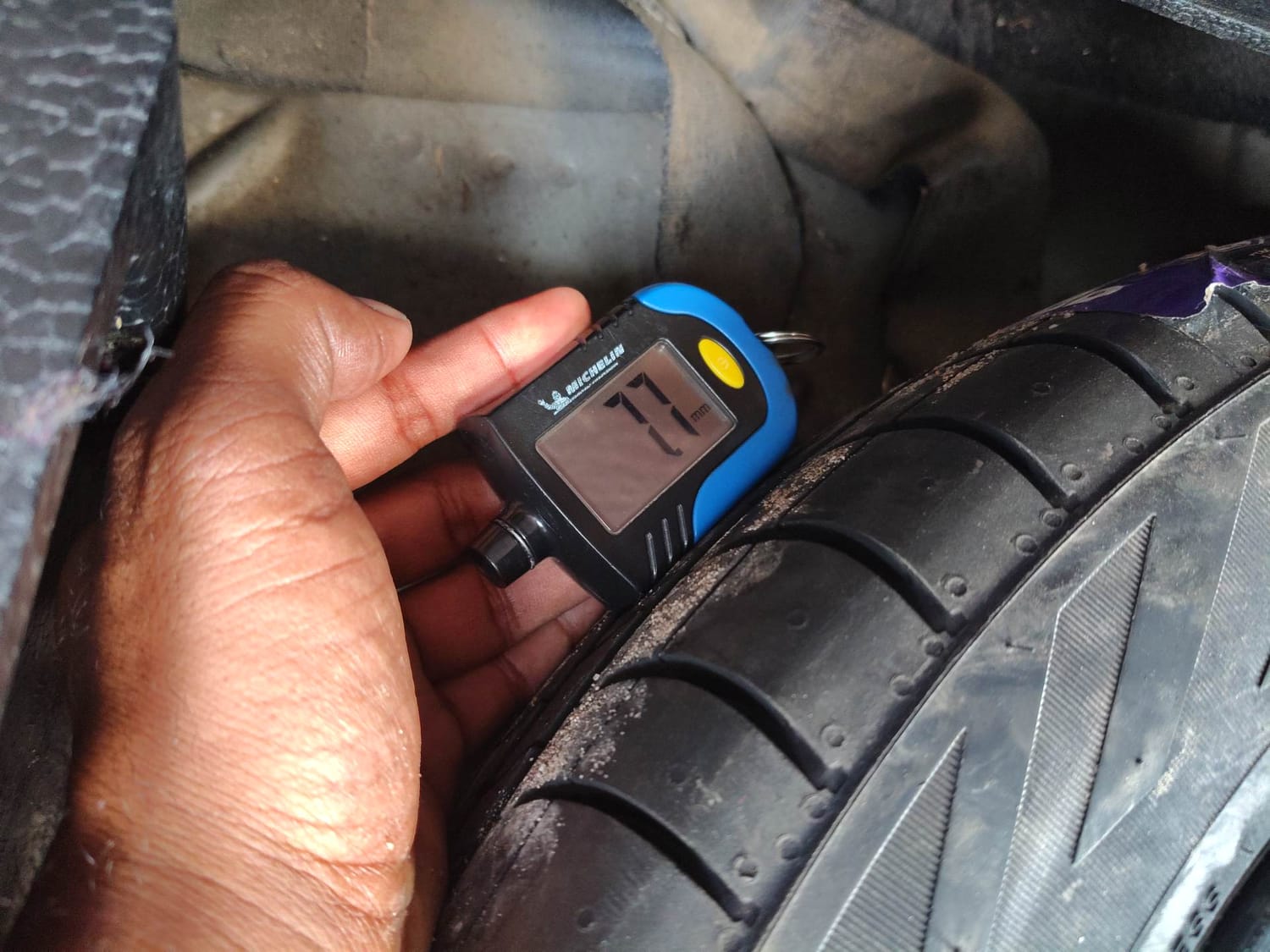 Used 2017 Maruti Suzuki Wagon R 1.0 VXI AMT Petrol Automatic tyres SPARE TYRE VIEW