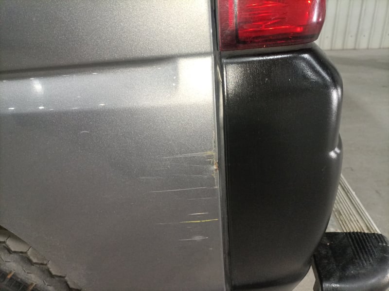 Used 2022 Maruti Suzuki Eeco 5 STR AC (O) Petrol Manual dents MINOR SCRATCH