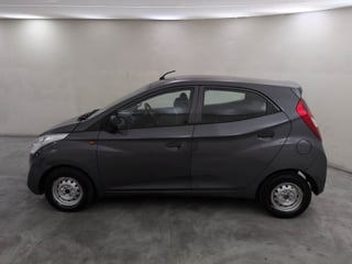 Used 2017 Hyundai Eon Era + Petrol Manual exterior LEFT SIDE VIEW
