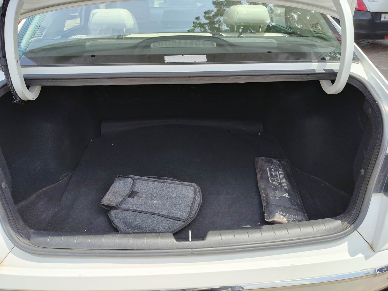 Used 2023 Hyundai Verna SX (O) 1.5 Petrol IVT Petrol Automatic interior DICKY INSIDE VIEW