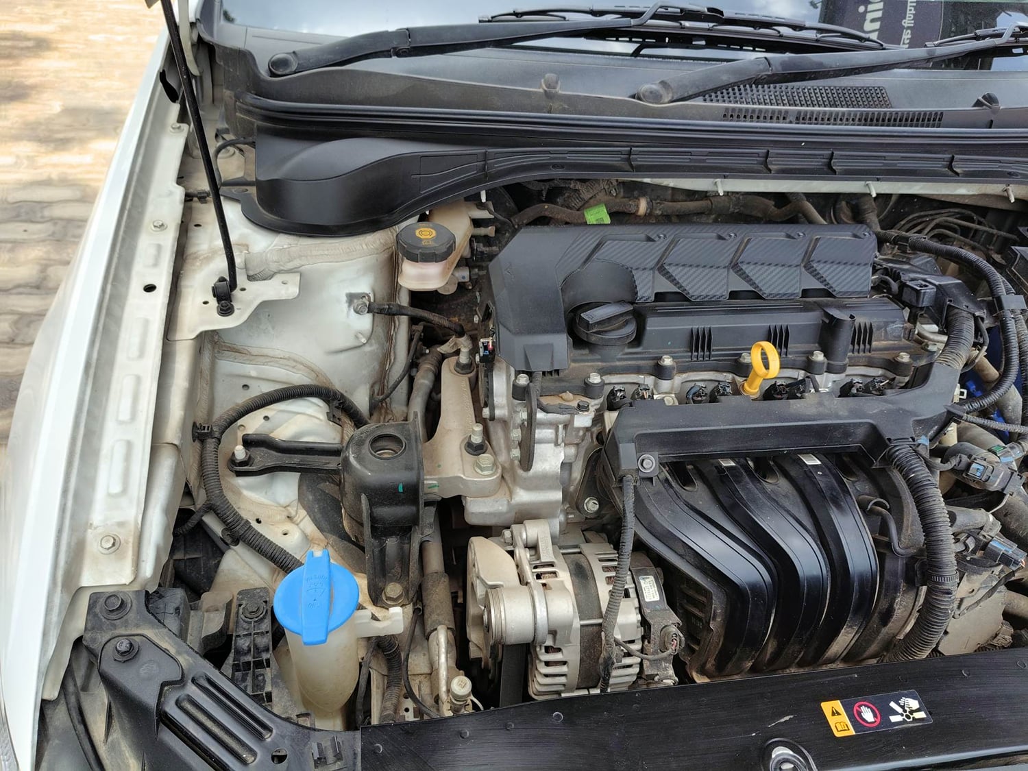 Used 2023 Hyundai Verna SX (O) 1.5 Petrol IVT Petrol Automatic engine ENGINE RIGHT SIDE VIEW
