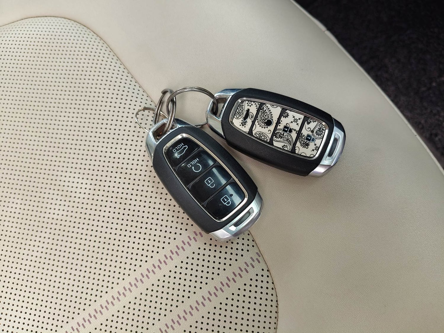 Used 2023 Hyundai Verna SX (O) 1.5 Petrol IVT Petrol Automatic extra CAR KEY VIEW