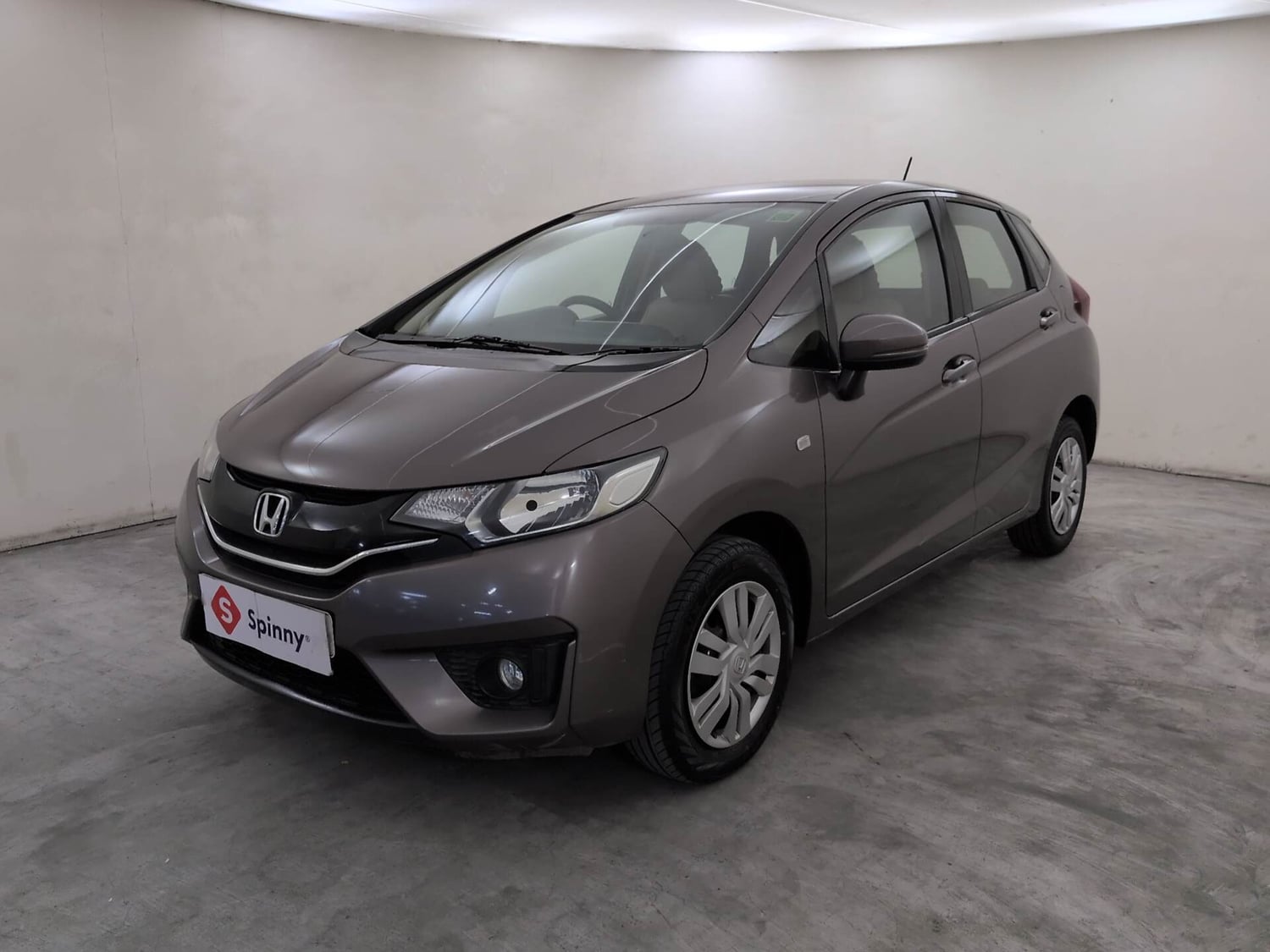 Used 2016 Honda Jazz SV Petrol Petrol Manual exterior LEFT FRONT CORNER VIEW