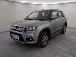 Used 2017 Maruti Suzuki Vitara Brezza [2016-2020] ZDi Plus Diesel Manual exterior LEFT FRONT CORNER VIEW