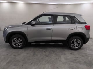 Used 2017 Maruti Suzuki Vitara Brezza [2016-2020] ZDi Plus Diesel Manual exterior LEFT SIDE VIEW