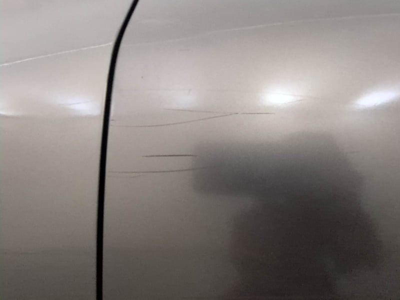 Used 2018 Renault Kwid 1.0 RXT AMT Opt Petrol Automatic dents MINOR SCRATCH