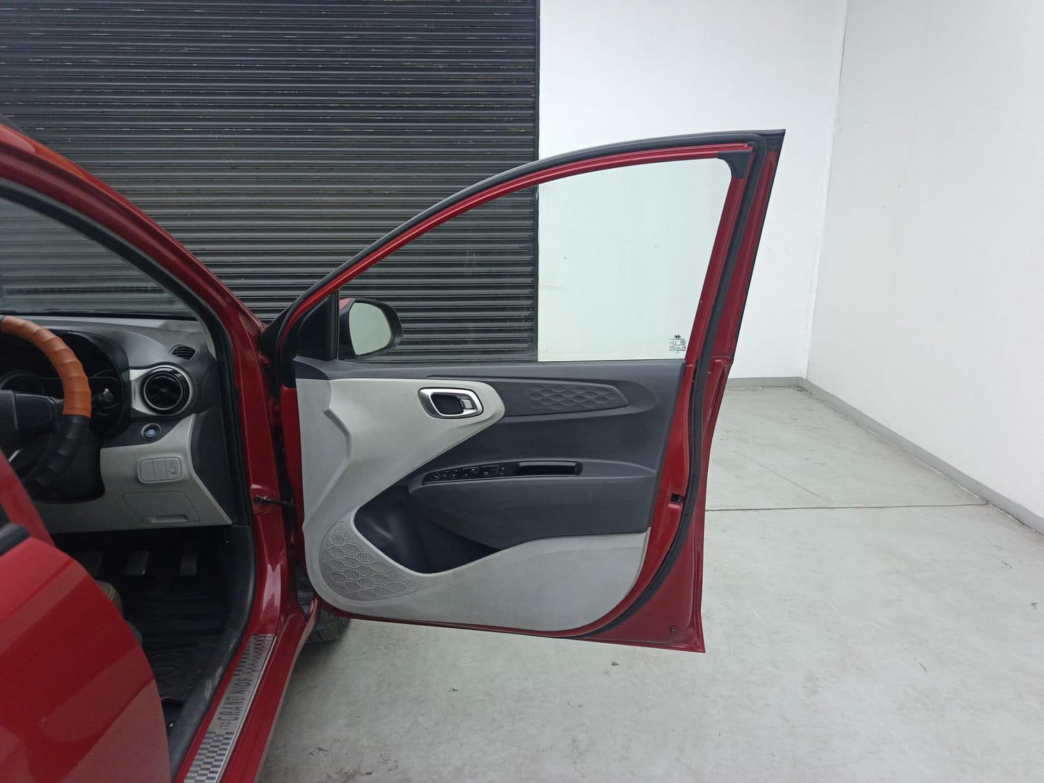 Used 2020 Hyundai Grand i10 Nios Asta U2 1.2 CRDi Diesel Manual interior RIGHT FRONT DOOR OPEN VIEW