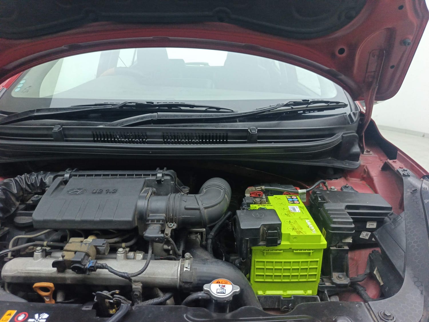 Used 2020 Hyundai Grand i10 Nios Asta U2 1.2 CRDi Diesel Manual engine ENGINE LEFT SIDE HINGE & APRON VIEW