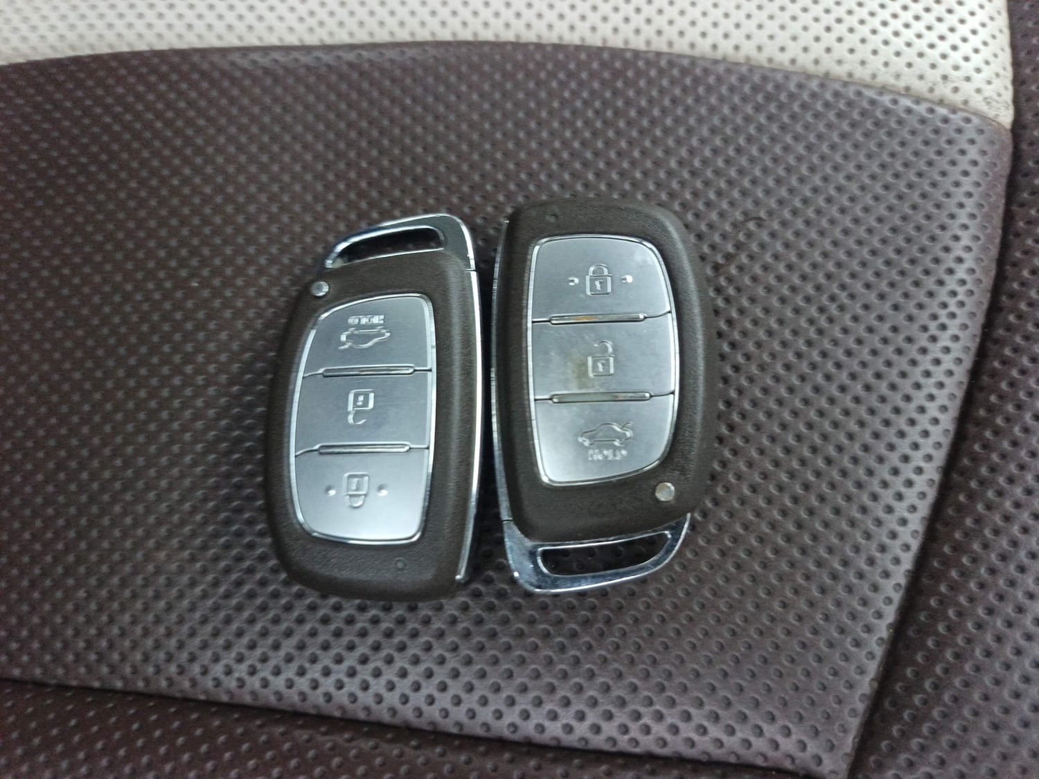 Used 2020 Hyundai Grand i10 Nios Asta U2 1.2 CRDi Diesel Manual extra CAR KEY VIEW