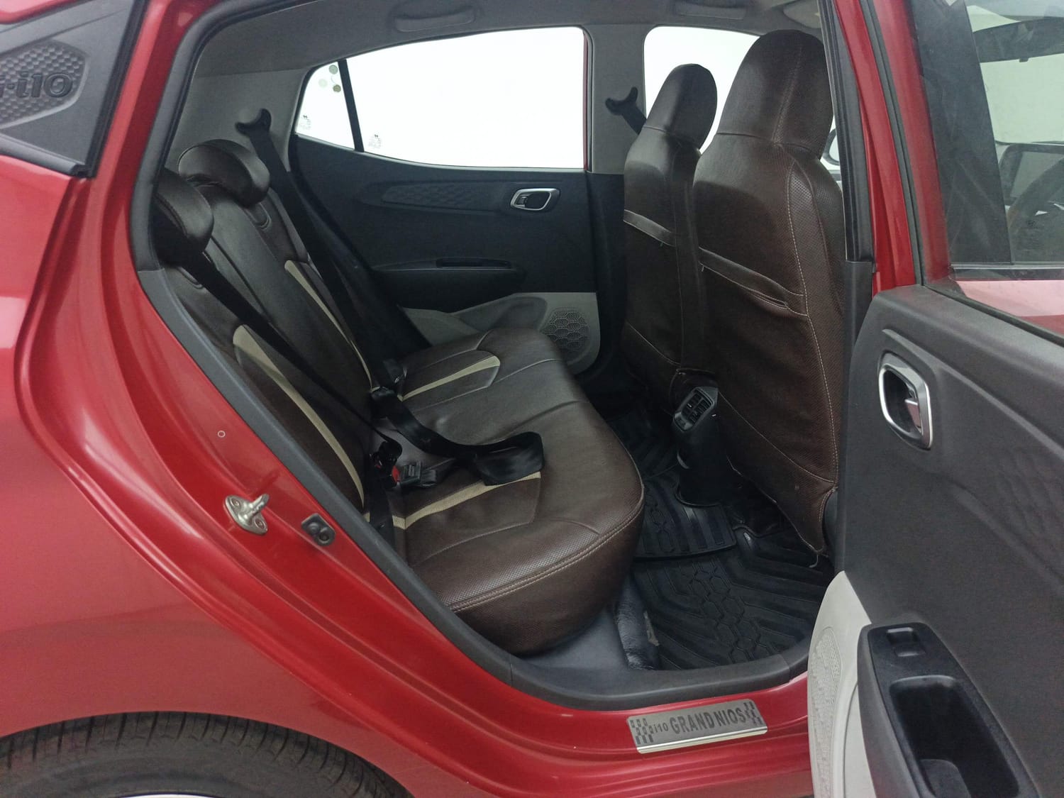 Used 2020 Hyundai Grand i10 Nios Asta U2 1.2 CRDi Diesel Manual interior RIGHT SIDE REAR DOOR CABIN VIEW