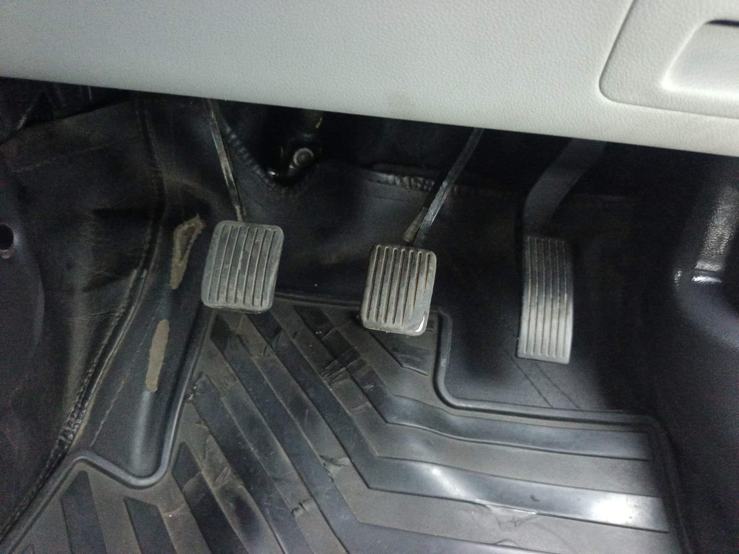 Used 2020 Hyundai Grand i10 Nios Asta U2 1.2 CRDi Diesel Manual interior PEDALS VIEW