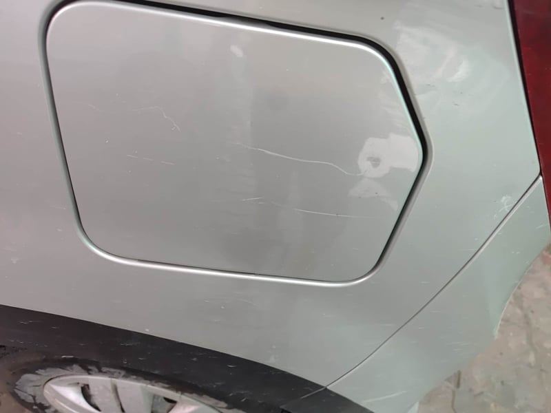Used 2018 Maruti Suzuki Alto 800 LXi Petrol Manual dents MINOR SCRATCH