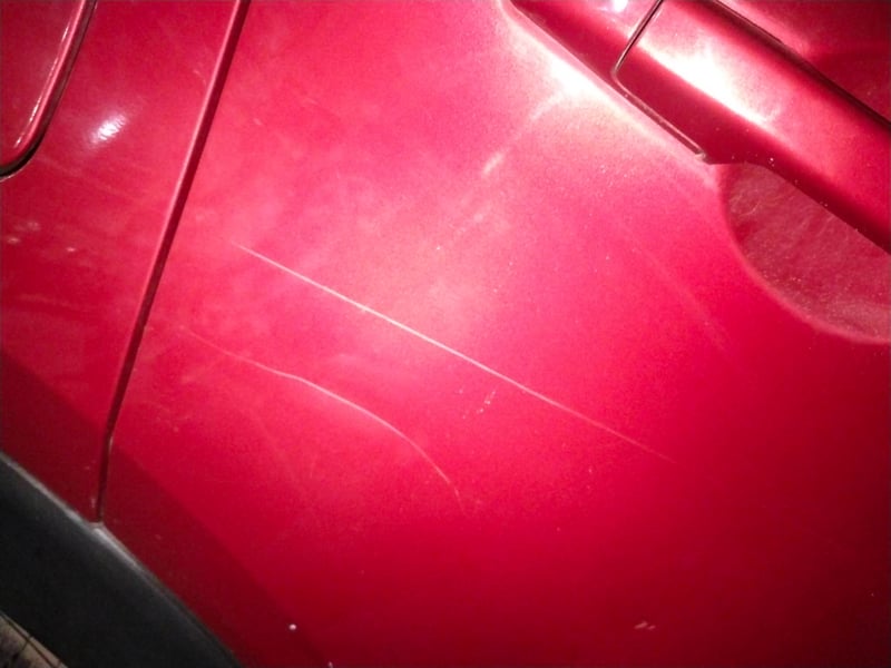 Used 2019 Renault Triber RXZ Petrol Manual dents MINOR SCRATCH