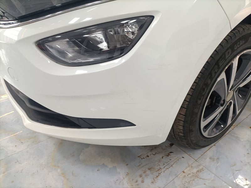 Used 2023 Tata Altroz XZ Petrol Petrol Manual dents MINOR SCRATCH