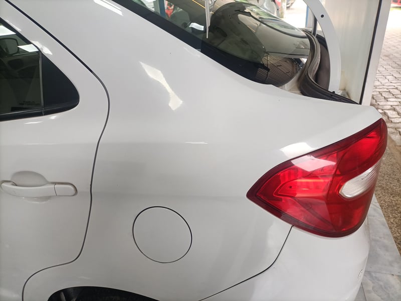 Used 2017 Ford Figo Aspire Trend 1.5 TDCi Diesel Manual dents MINOR SCRATCH