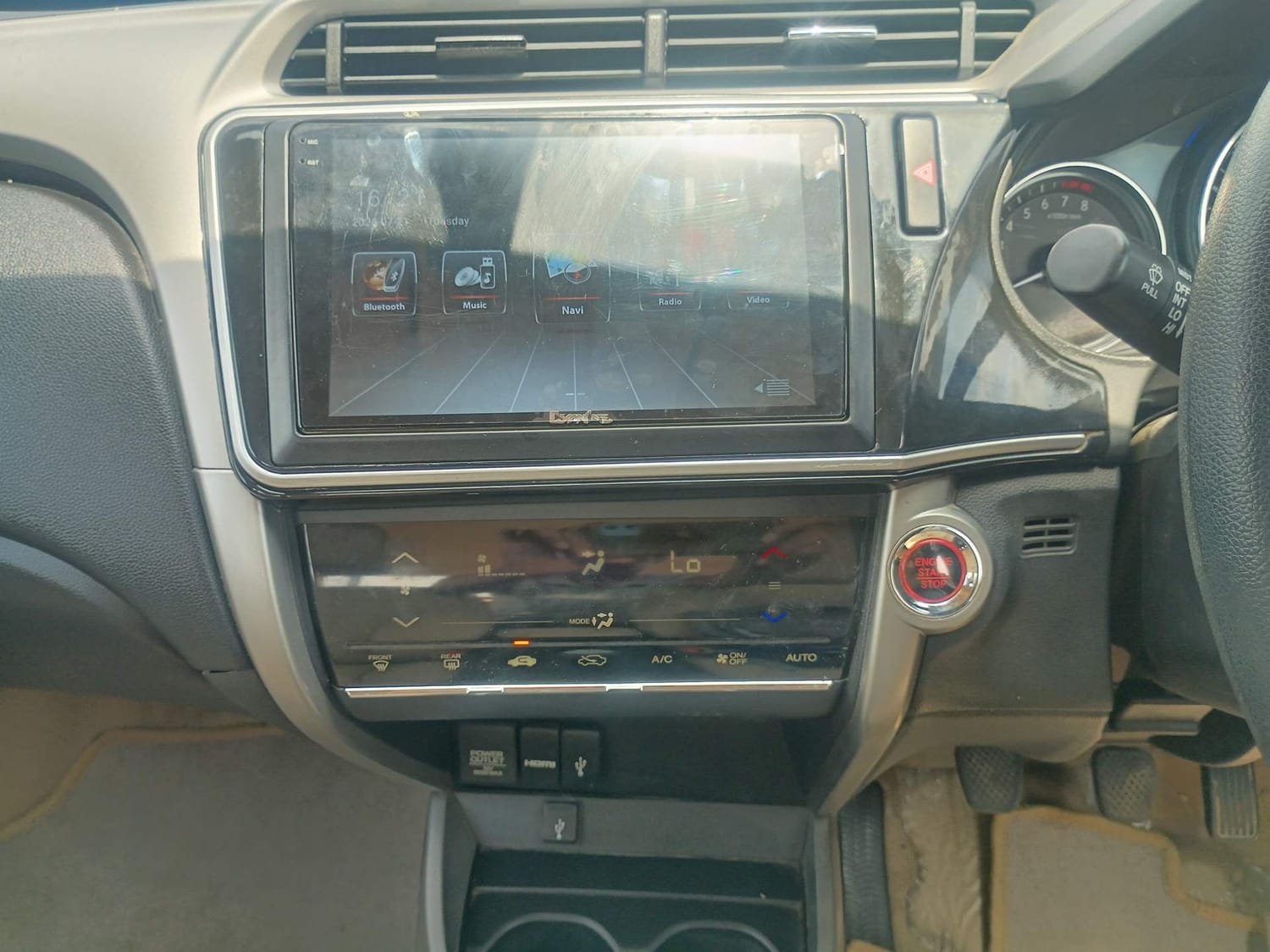 Used 2019 Honda City V Petrol Petrol Manual interior MUSIC SYSTEM & AC CONTROL VIEW