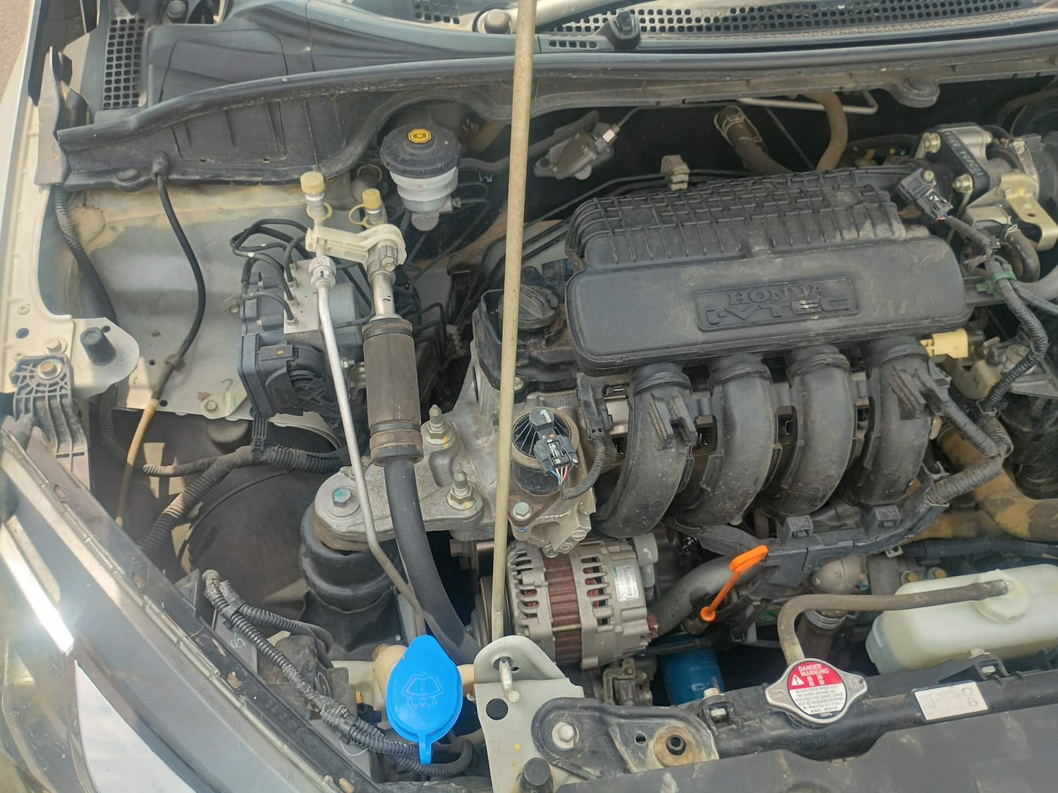 Used 2019 Honda City V Petrol Petrol Manual engine ENGINE RIGHT SIDE VIEW