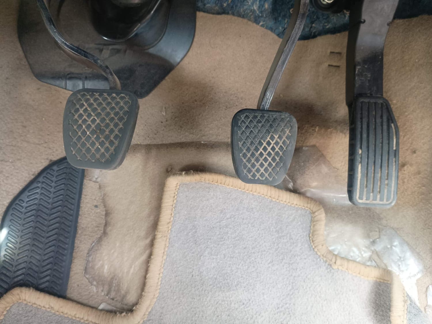 Used 2019 Honda City V Petrol Petrol Manual interior PEDALS VIEW