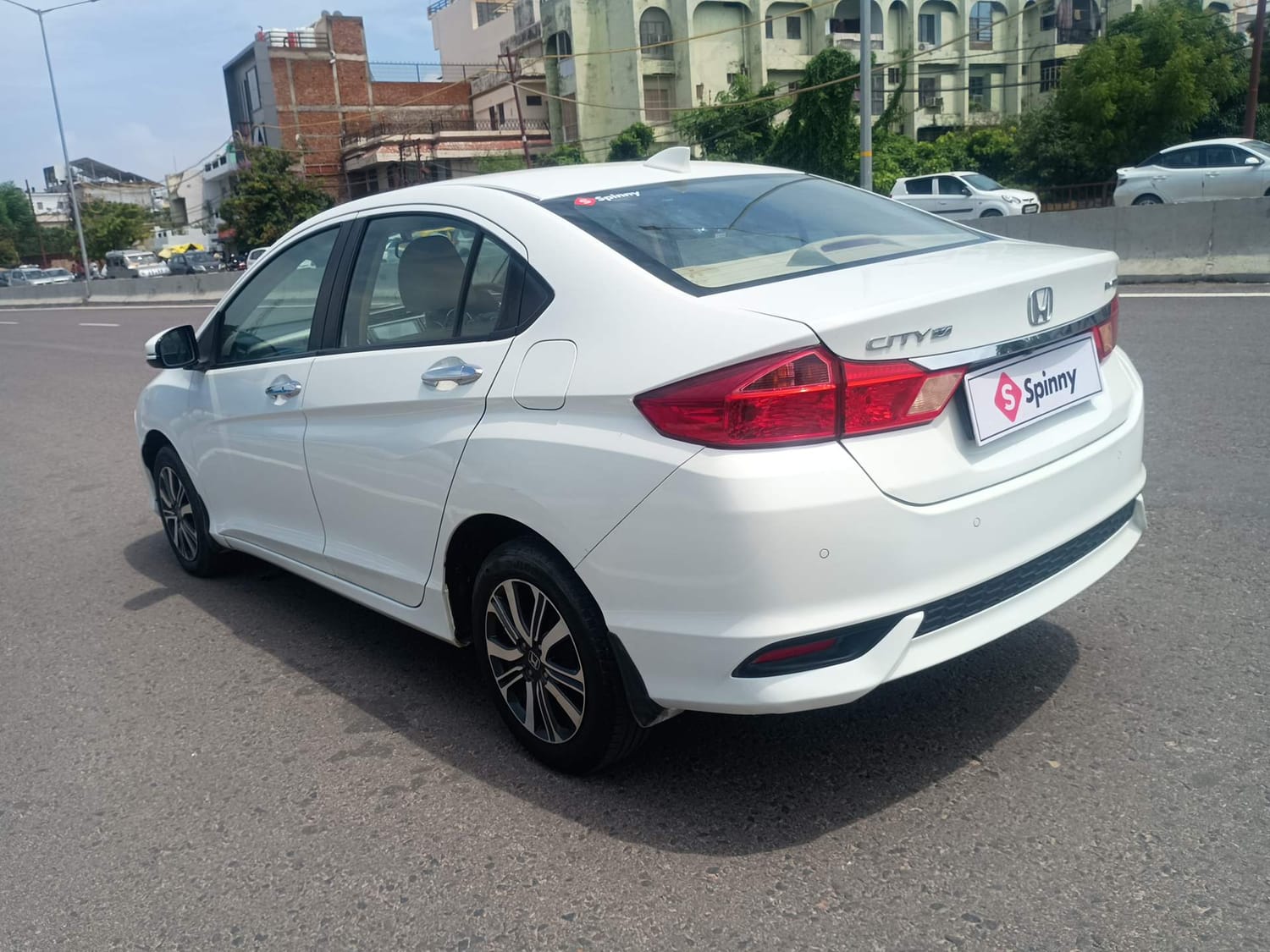Used 2019 Honda City V Petrol Petrol Manual exterior LEFT REAR CORNER VIEW