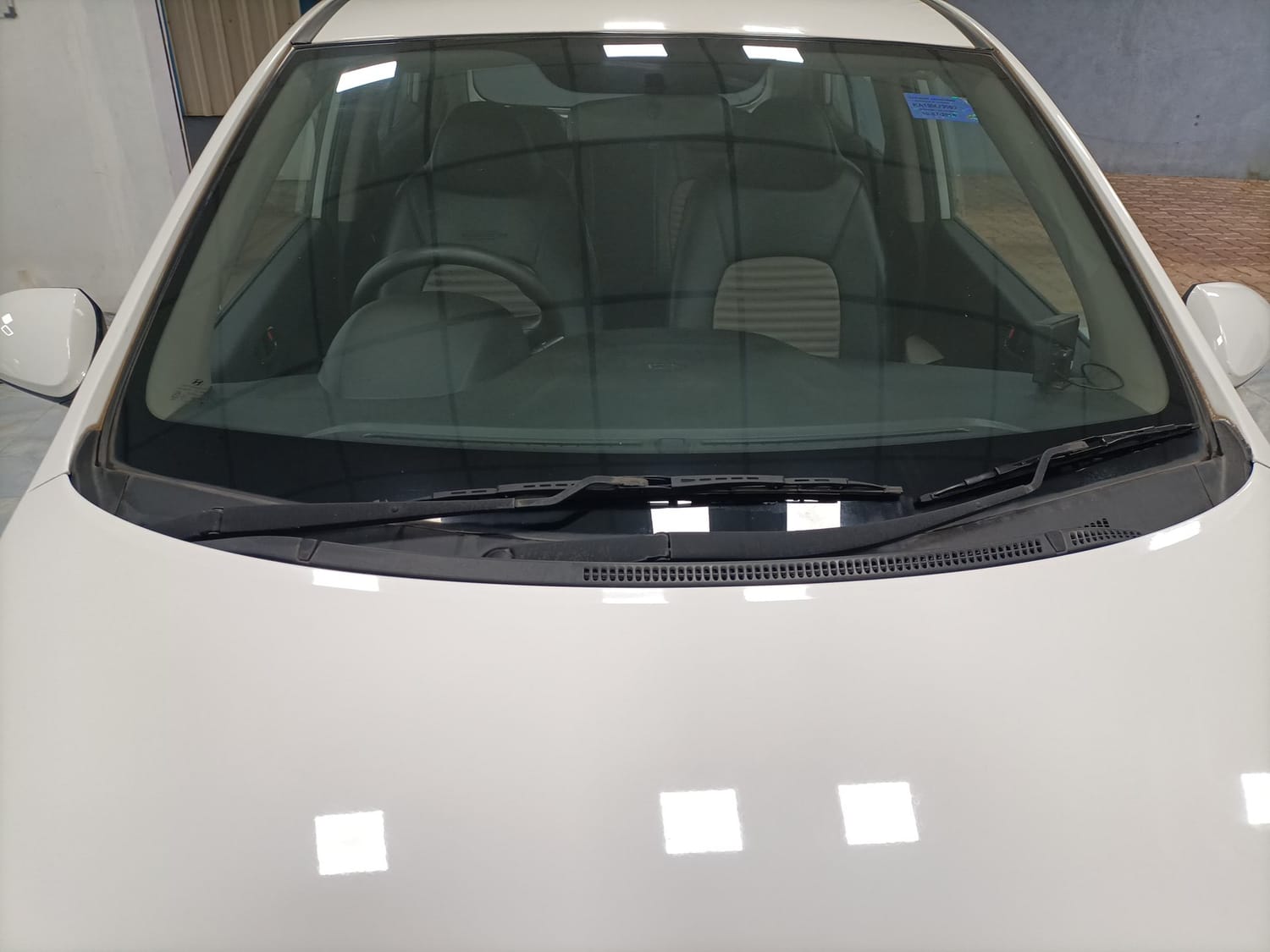 Used 2018 Hyundai Grand i10 Magna 1.2 Kappa VTVT Petrol Manual exterior FRONT WINDSHIELD VIEW