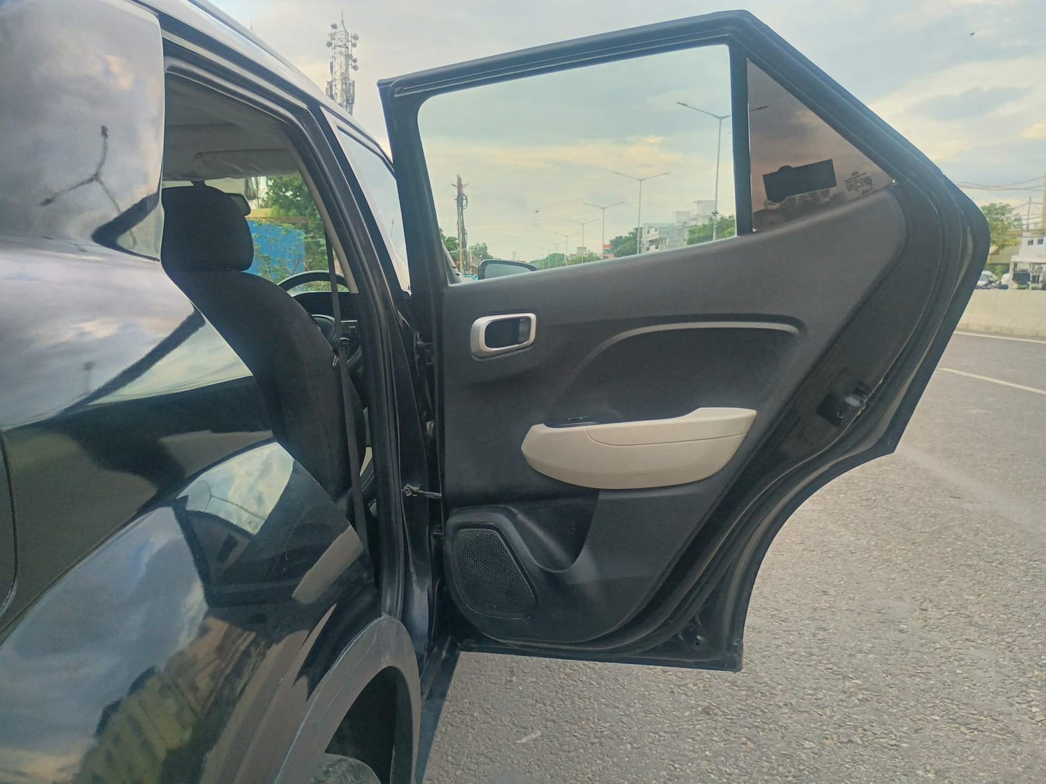 Used 2023 Hyundai Venue SX 1.2 Petrol Petrol Manual interior RIGHT REAR DOOR OPEN VIEW