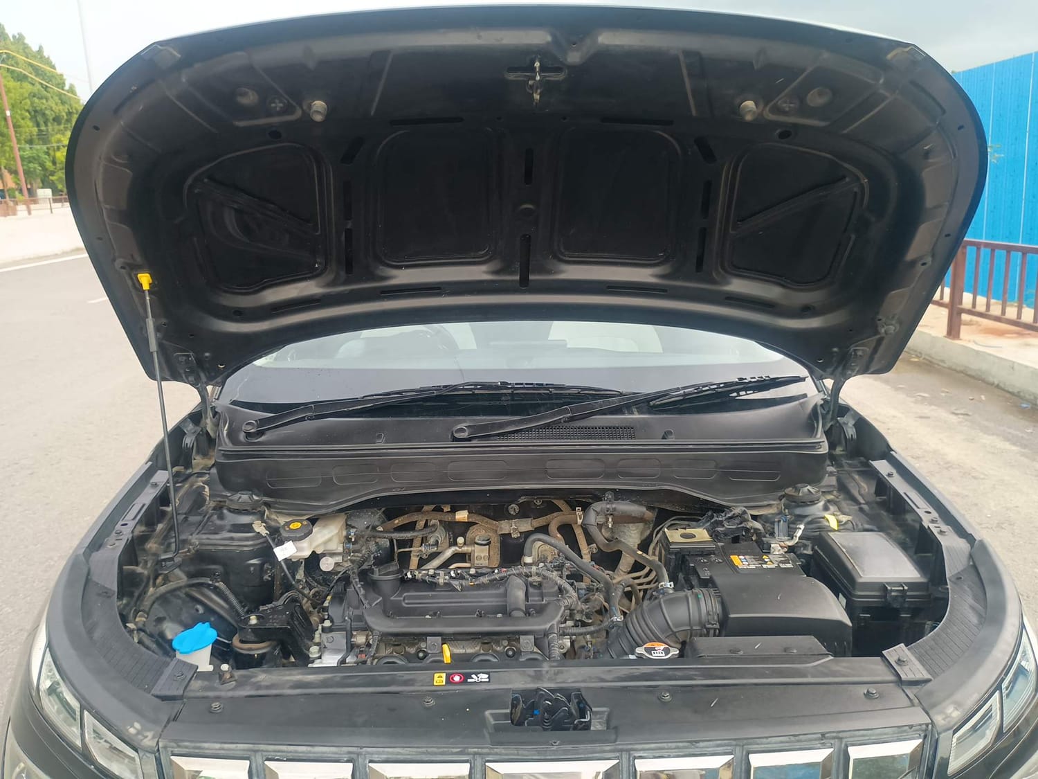 Used 2023 Hyundai Venue SX 1.2 Petrol Petrol Manual engine ENGINE & BONNET OPEN FRONT VIEW