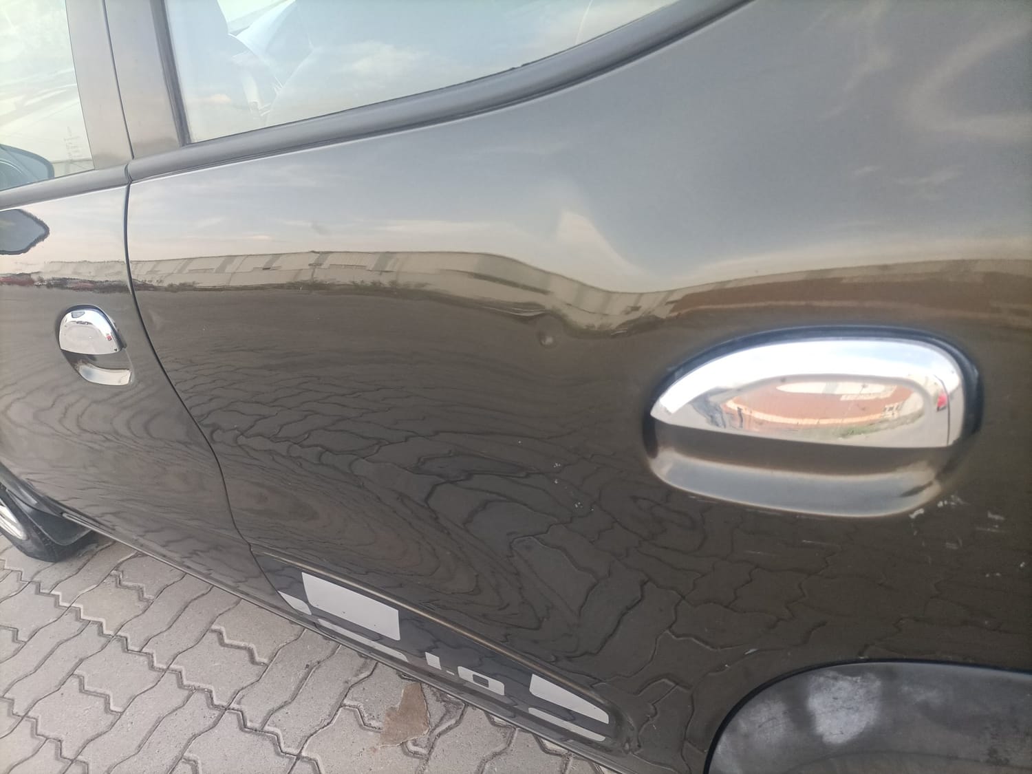 Used 2017 Renault Kwid RXT (O) 1.0 SCE Edition Petrol Manual dents MINOR DENT