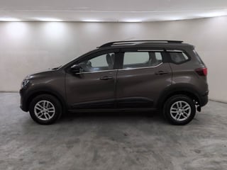 Used 2023 Renault Triber RXT Petrol Manual exterior LEFT SIDE VIEW