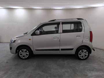 Used 2018 Maruti Suzuki Wagon R 1.0 VXI AMT (O) Petrol Automatic Image