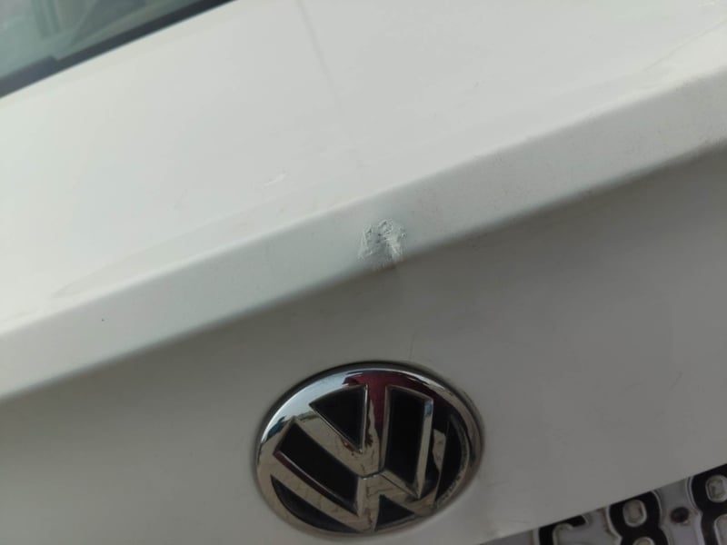 Used 2017 Volkswagen Ameo Highline 1.5L AT Diesel Automatic dents MINOR DENT
