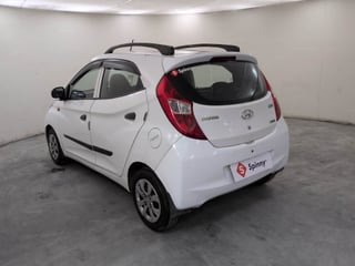 Used 2016 hyundai Eon Magna+ (O) Petrol Manual exterior LEFT REAR CORNER VIEW