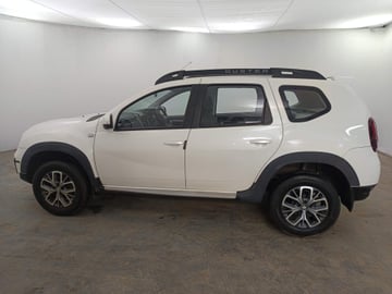 Used 2022 Renault Duster RXZ 1.5 Petrol MT Petrol Manual Image