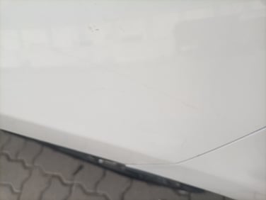 minor_scratch_0