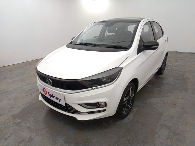 Used 2025 Tata Tiago XZ Plus Petrol Manual exterior LEFT FRONT CORNER VIEW